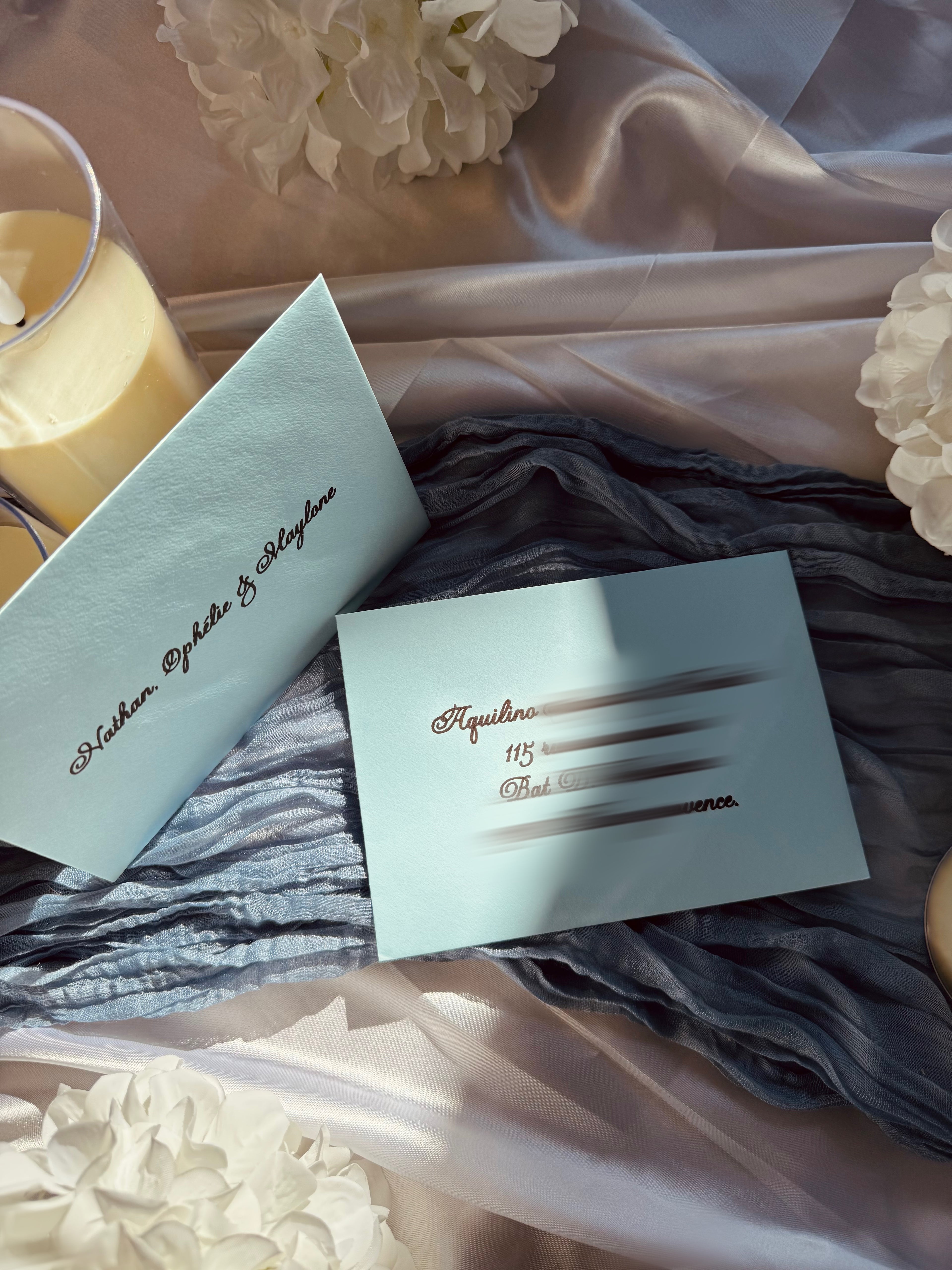 Enveloppe avec dentelle et sceau de cire